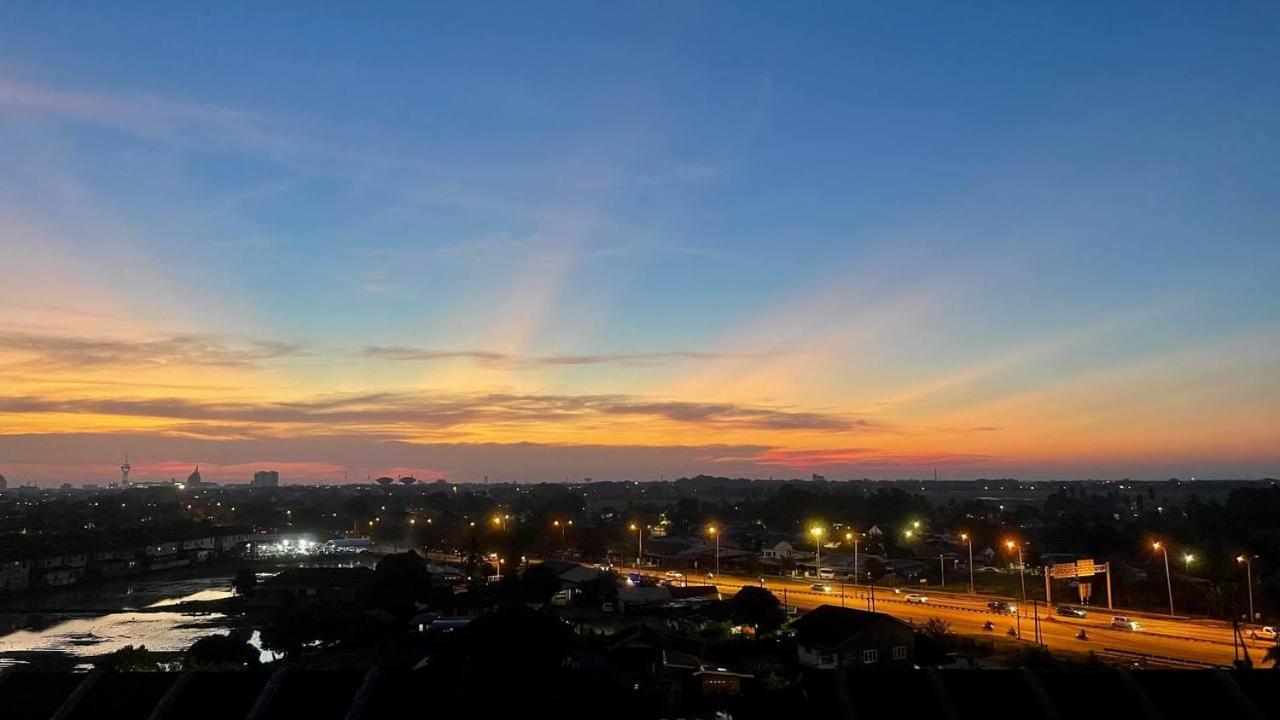 Myrumah Imperio Home , Alor Setar 3Br With Sky Infinity Pool Экстерьер фото